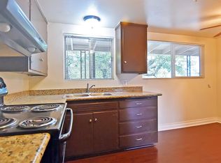 1320 Yulupa Ave APT 15, Santa Rosa, CA 95405