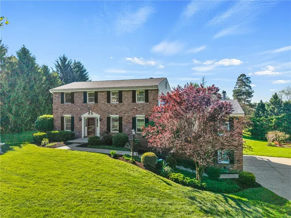 4216 Clendenning Rd, Gibsonia, PA 15044