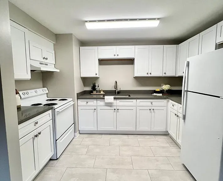 5 Grove St #A3 — Photo 11