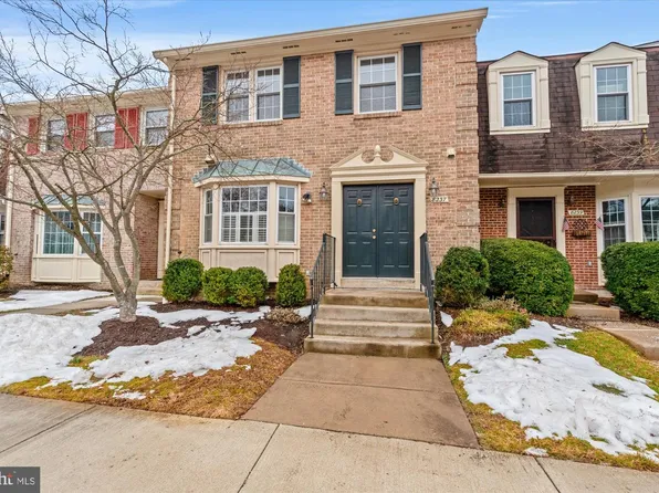 8237 Clifton Farm Ct, Alexandria, VA 22306