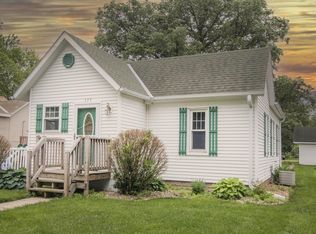 125 W 3rd St #1, Wahoo, NE 68066