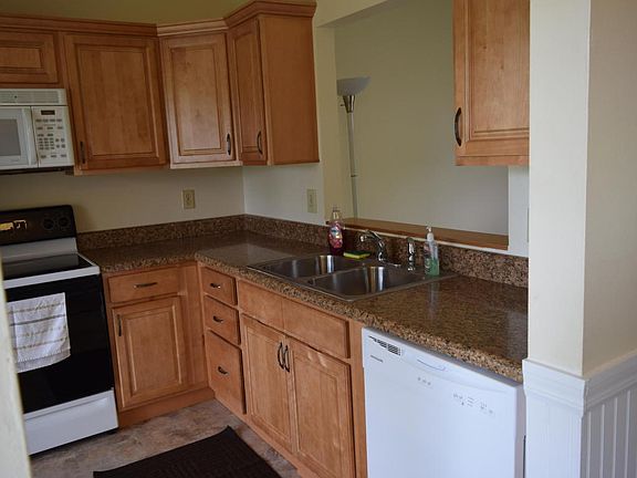 4th image of 1758 Windsor Ave SE