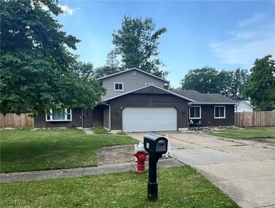 834 Robinwood Ave, Sheffield Lake, OH, 44054