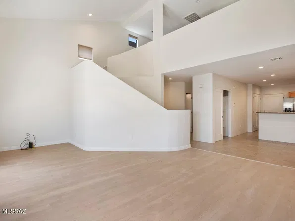 3121 N Olsen Ave, Tucson, AZ 85719