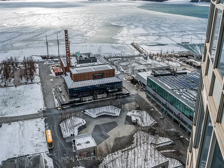 218 Queens Quay W #2303 — Photo 33