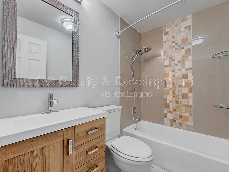5850 Fresno Ct #C — Photo 11