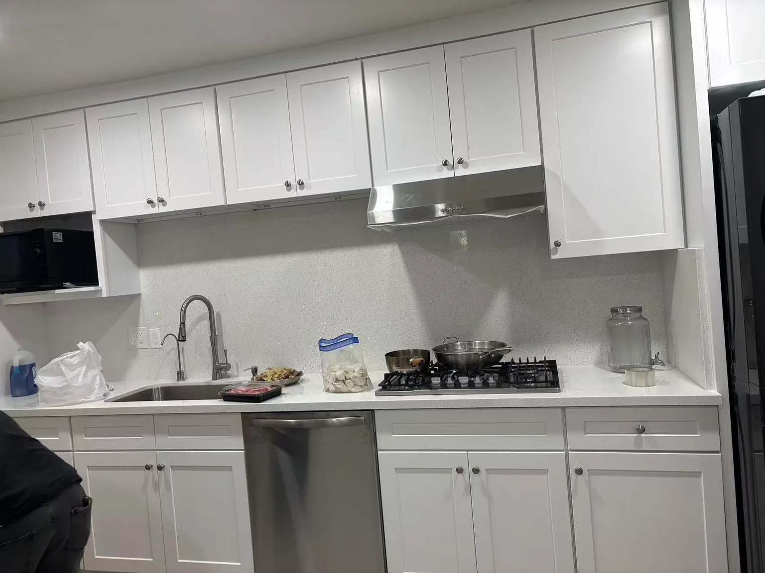 2 bed, 472 sqft, $1,800 — Photo 4