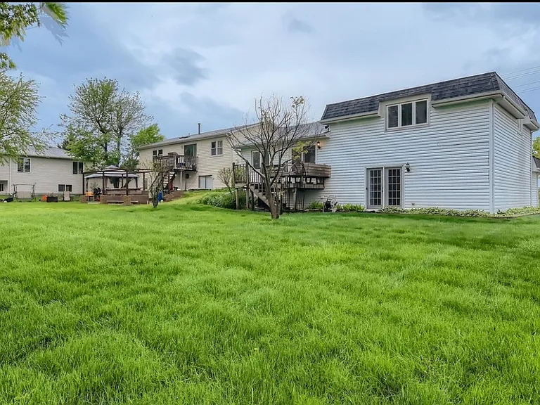 1687 Schmale Rd — Photo 27
