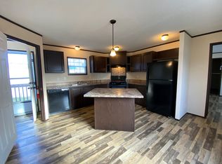 27 Armstrong St #27, Flushing, MI 48433