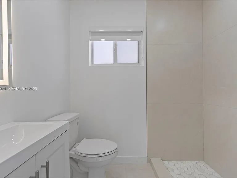 13185 Emerald Dr #2 — Photo 10