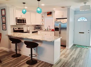 610 Indian Rocks Rd N APT 104, Belleair Bluffs, FL 33770