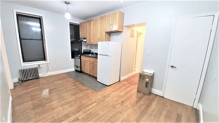 Rented by Benex Realty Inc | media 8