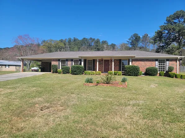 508 Country Club Rd, Sylacauga, AL 35150