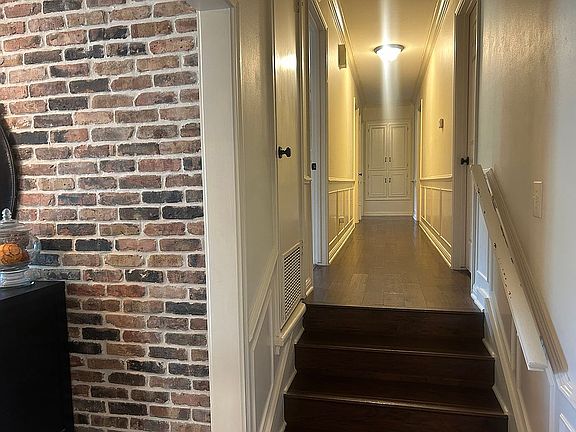 2nd image of 3721 Arlington Ave