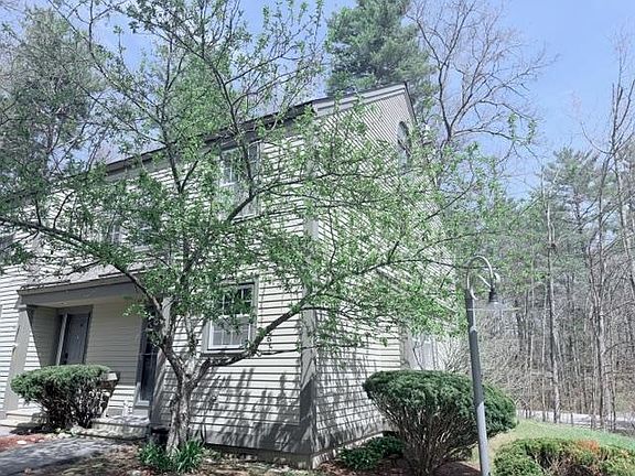 2nd image of 1465 Hooksett Road #207