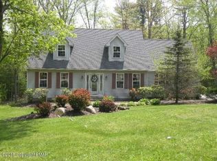 3807 Foxborough Ct, Stroudsburg, PA 18360