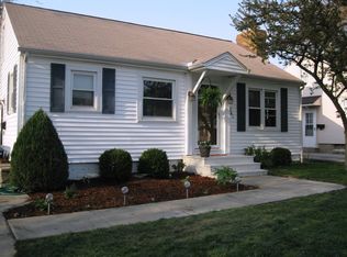 361 E Edgewood St, Morton, IL 61550