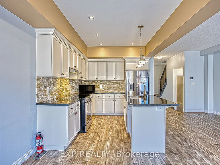 98 Shoreview Pl #15 — Photo 10