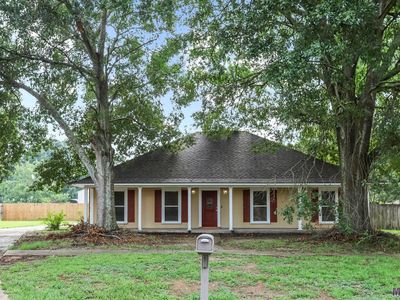 5722 Joan St, Zachary, LA, 70791