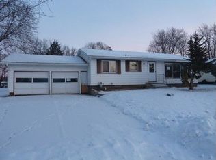716 Frank St NW, Silver Lake, MN 55381