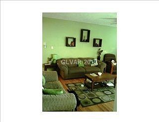 2nd image of 220 Steeler Dr