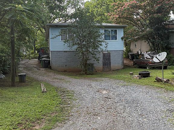 5th image of 1304 N Davidson St