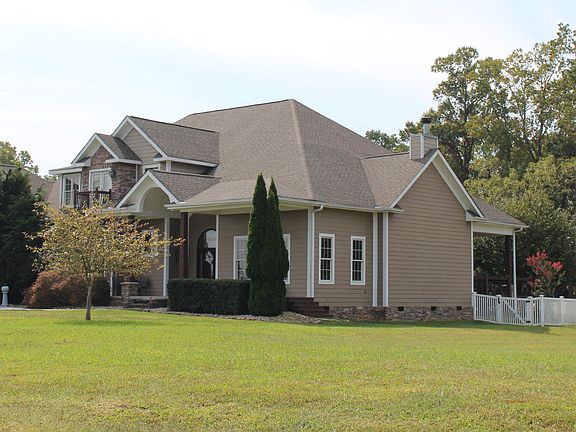 5th image of 205 Melea Ln