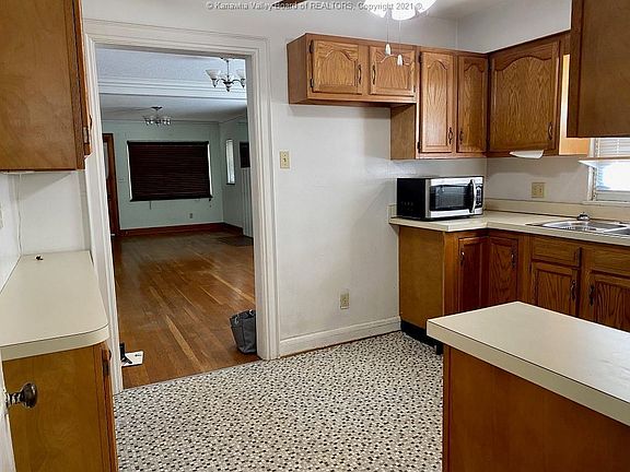4th image of 5106 Indiana St