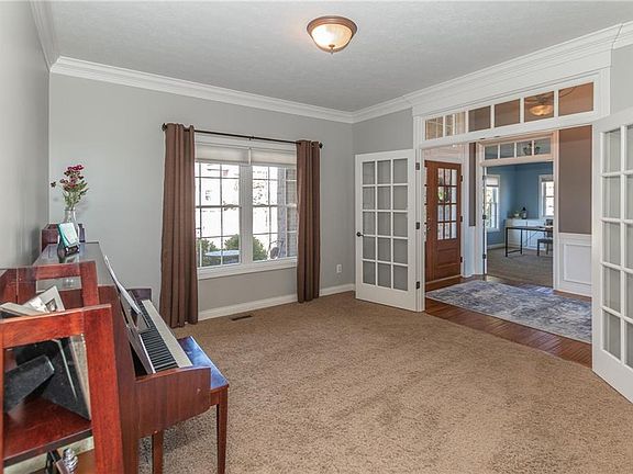 5th image of 16615 Holly Oak Dr