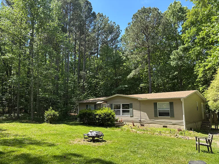 7625 Union Grove Church Rd — Photo 1