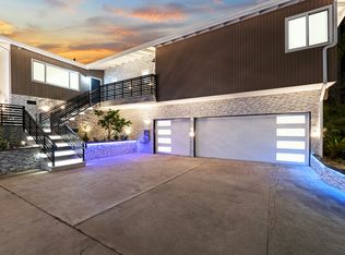 8222 Pershing Dr, Playa Del Rey, CA 90293