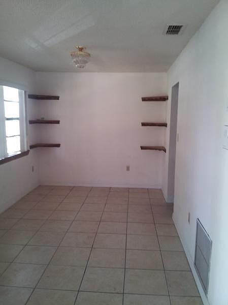 1st image of 2620 Mohawk Ave