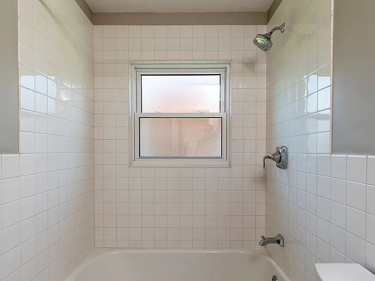 1210 S Midvale Blvd — Photo 30