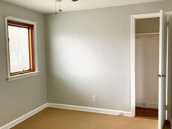 4th image of 10 Alexine Ave