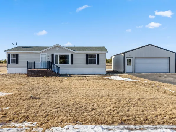 6113 Estate Circle Dr, Brainerd, MN 56401