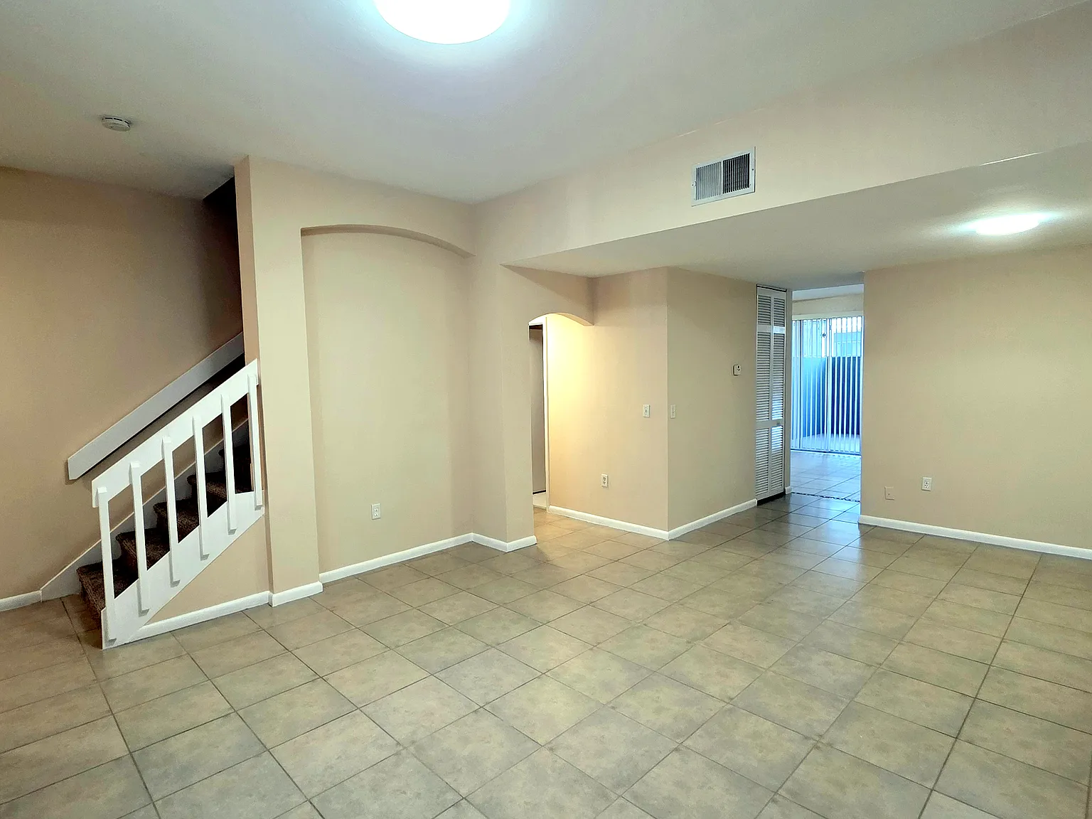 2 bed, 2.5 bath, 1544 sqft, $1,650 — Photo 4