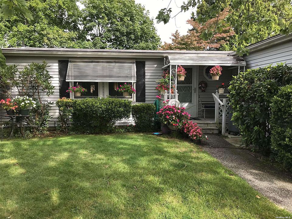 1st image of 21 Limetree Dr #21