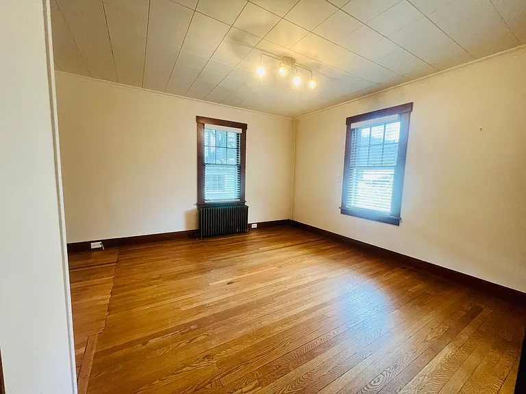Bedroom #1