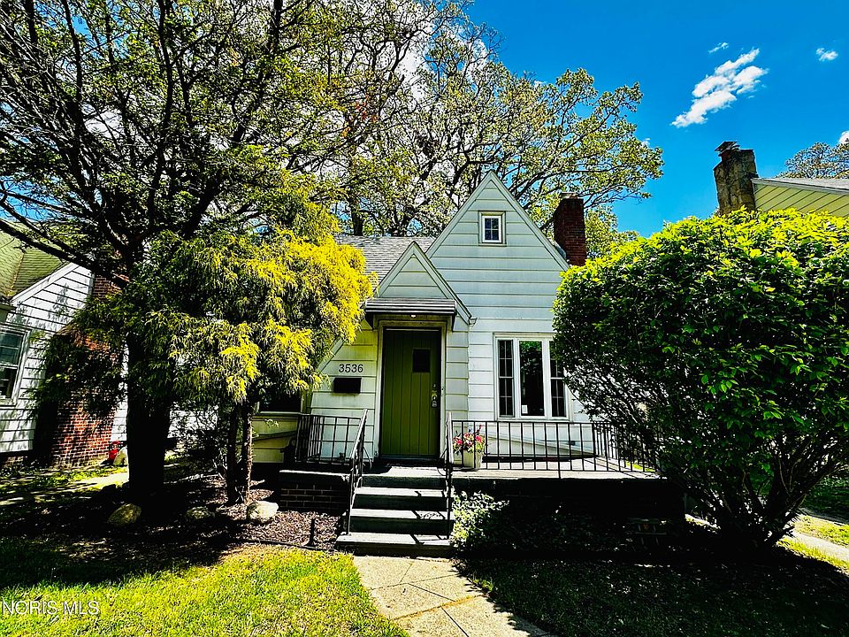 1st image of 3536 Wyckliffe Pkwy