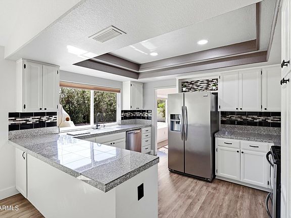 5th image of 2629 E LOCKWOOD Street