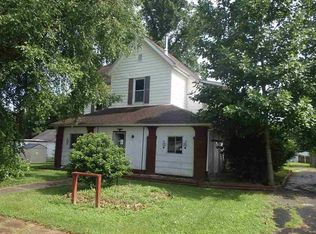 8 W Oak St, Dale, IN