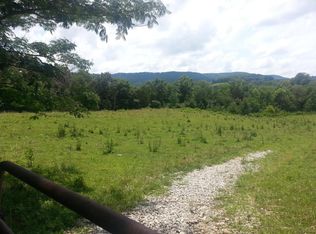 200 Lacy Ln, Alpine, TN 38543