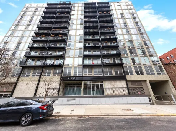 450 W Briar Pl APT 11A, Chicago, IL 60657
