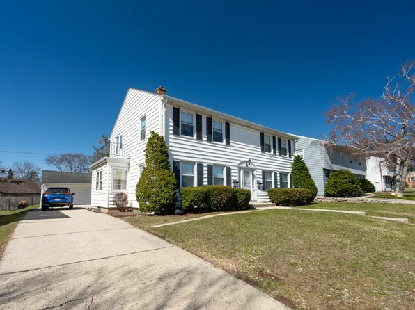 2747 S 76th St, West Allis, WI 53219