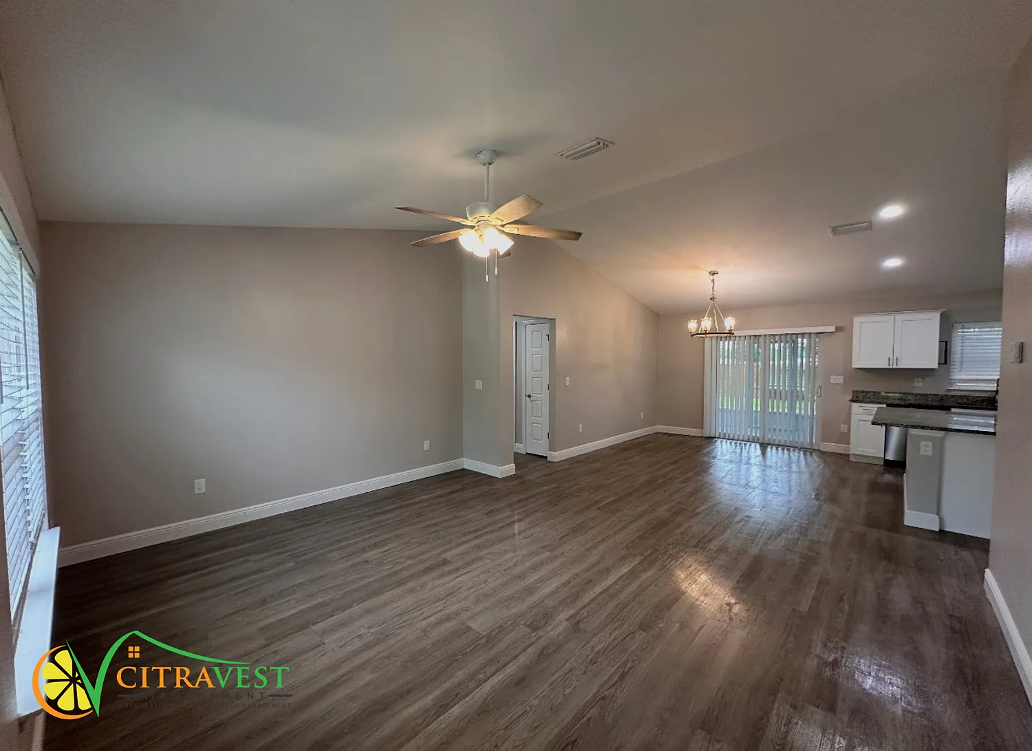 Beautiful Home Available in Citrus Springs!! — Photo 2
