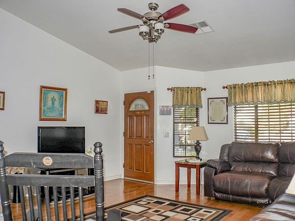2nd image of 1290 S Heritage Pl