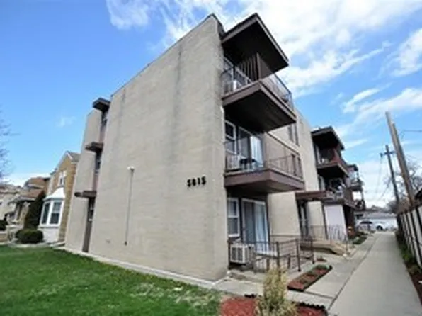 5815 N Spaulding Ave APT 3A, Chicago, IL 60659