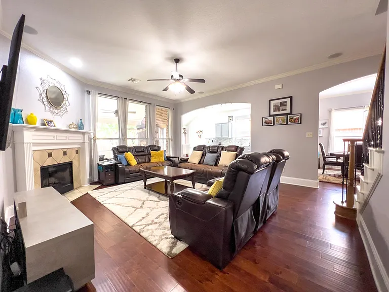 5915 Ivy Glen Dr — Photo 12