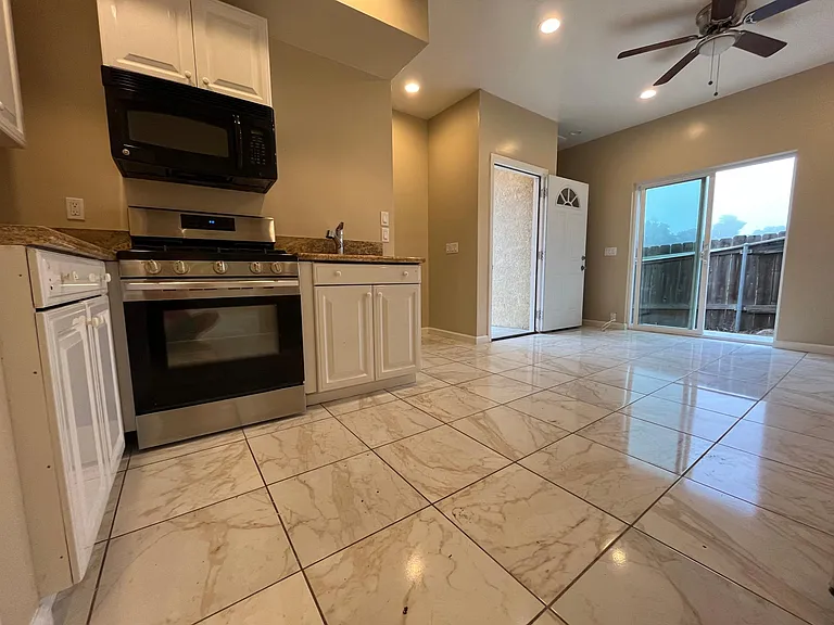 4932 Campanile Dr — Photo 91