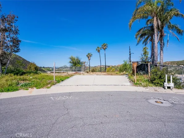 15 Hitching Post Ln #746, West Hills, CA 91307